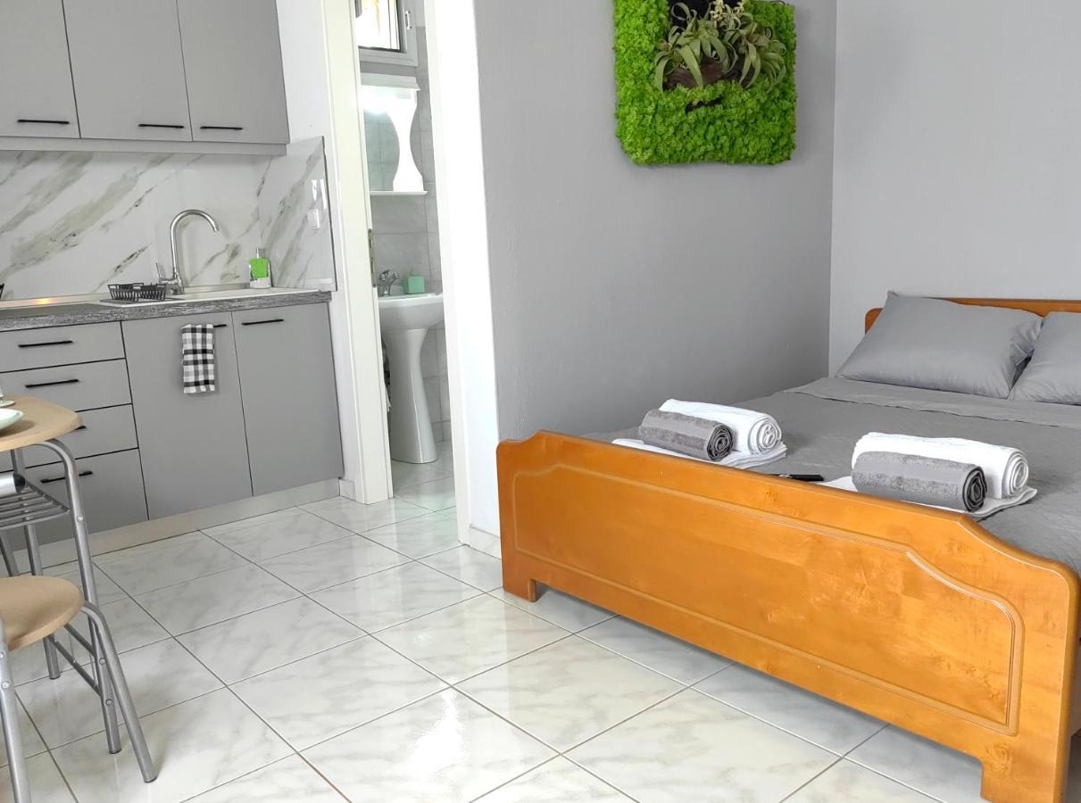 Anthos Rooms Vrasna Exteriér fotografie